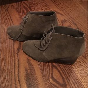 Franco Sarto suede lace up wedges